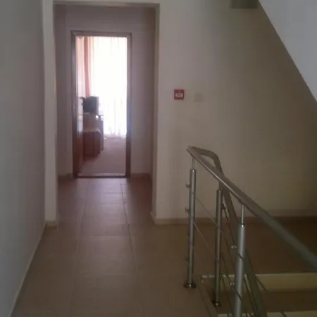 Villa Elegance